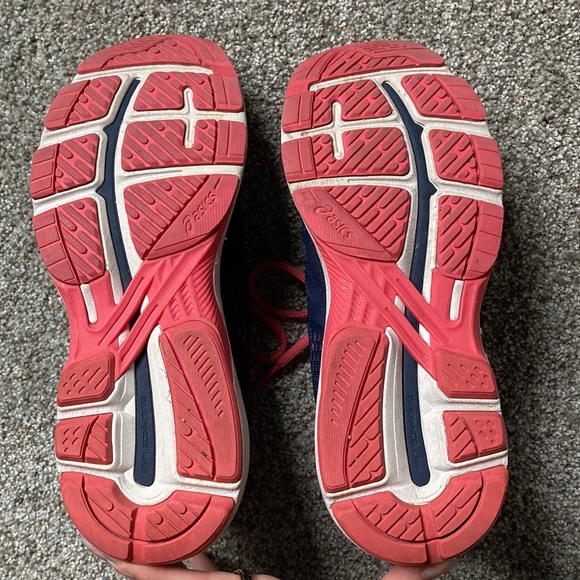 ASICS GT-2000 7 Navy and Pink Athletic Shoes - Picture 5 of 5